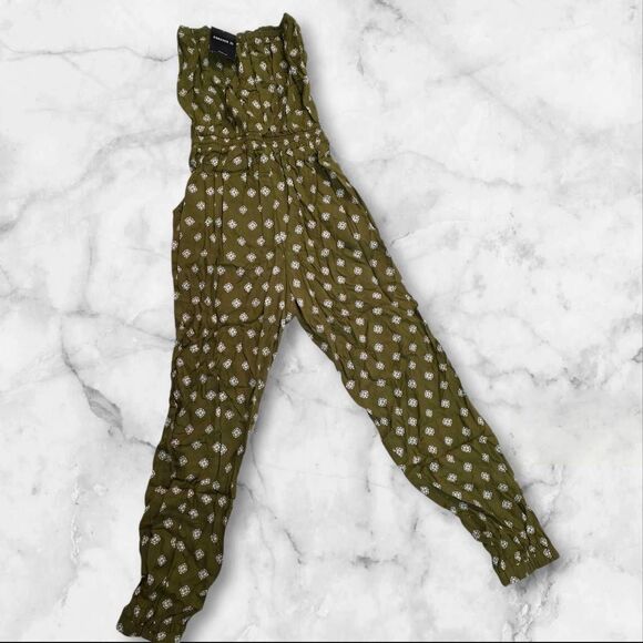 Forever 21 Medallion Print Sleeveless Tube Jumpsuit Olive Green Size Small - Picture 7 of 9